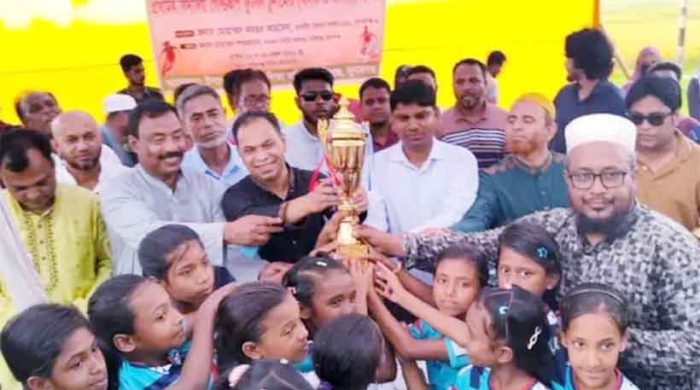 শিক্ষক-অভিভাবকের যৌথ দায়িত্বেই বাড়বে শিক্ষার মান