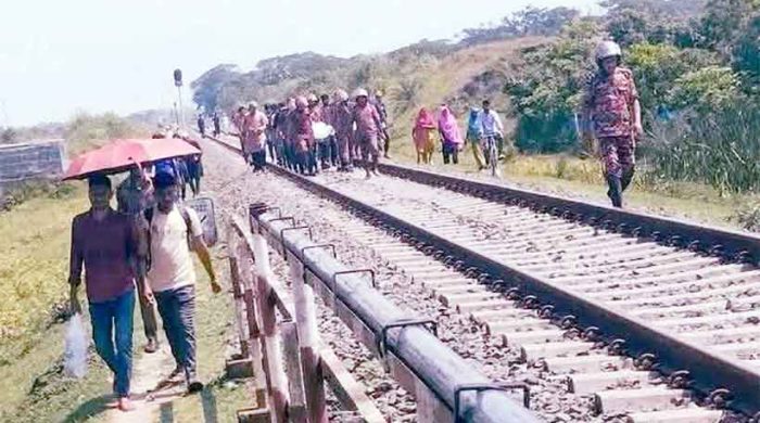 মোংলা ইপিজেড সংলগ্ন রেললাইনে যুবকের মরদেহ উদ্ধার